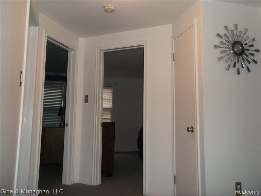 1854 Prestwick Road Grosse Pointe, MI 48236 - Photo 18 of 24 DSCF2526.JPG