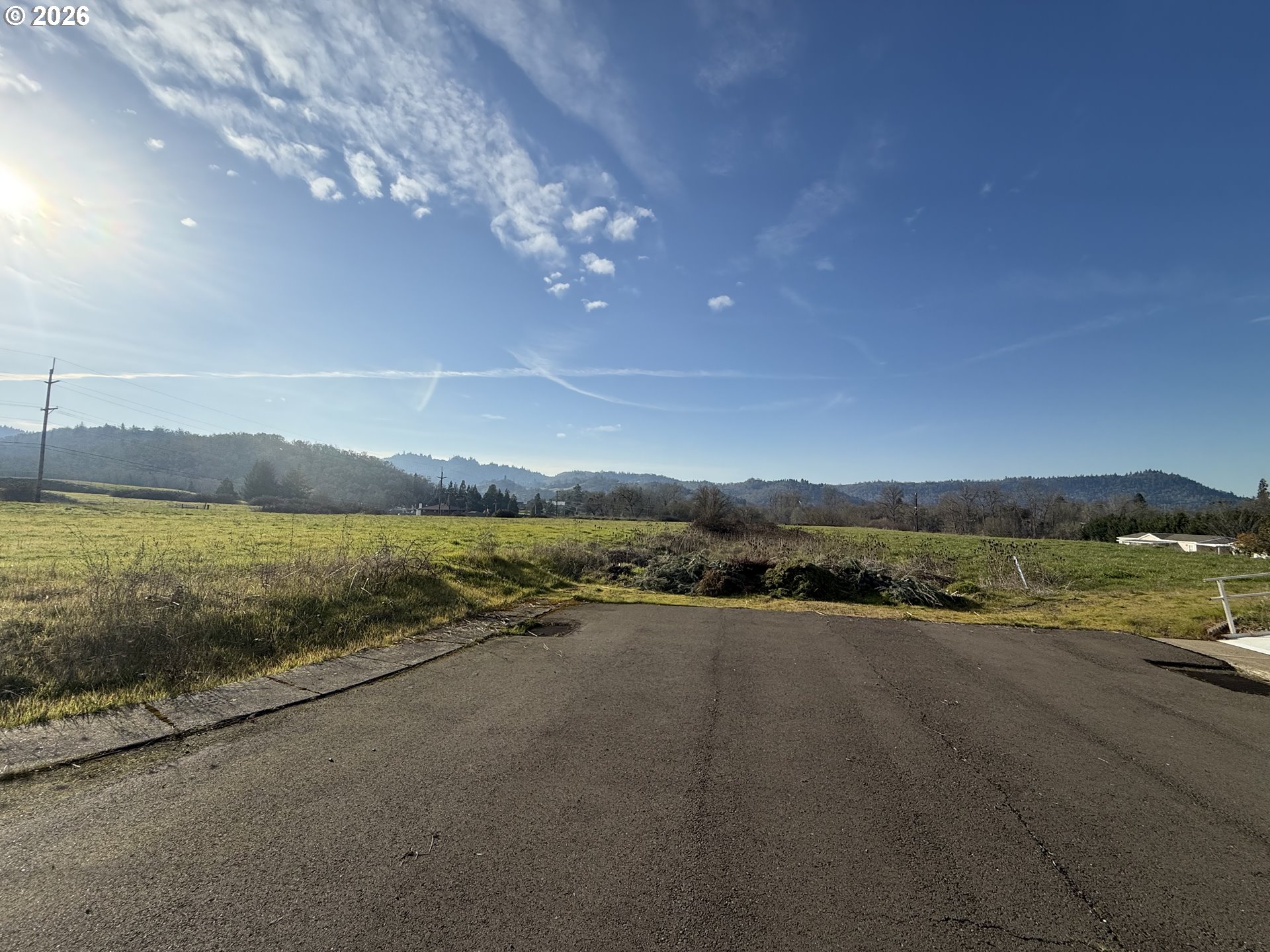 213 West River Ridge Avenue Roseburg, OR 97471 - Photo 14 of 32