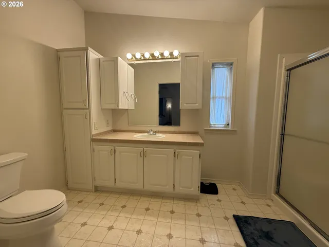 $99,000 | 213 West River Ridge Avenue, Roseburg, OR 97471