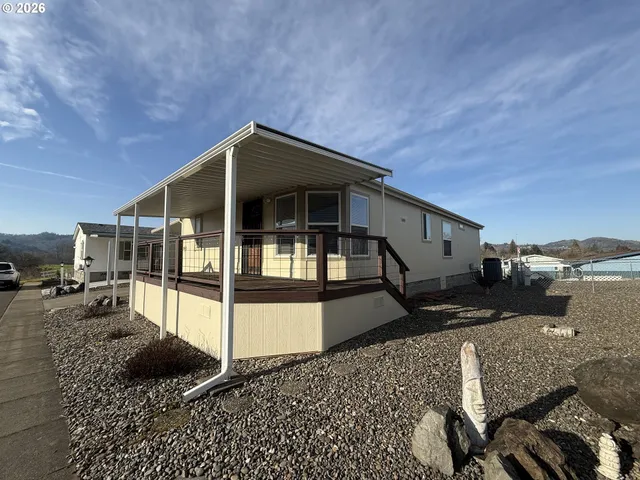 $99,000 | 213 West River Ridge Avenue, Roseburg, OR 97471