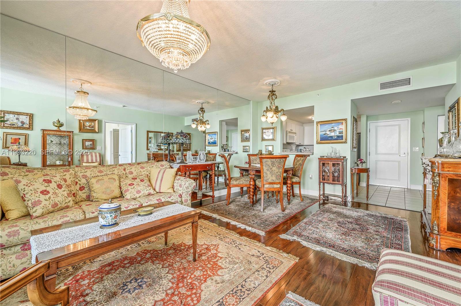 1250 South Miami Avenue, Unit 1907 Miami, FL 33130 - Photo 6 of 27