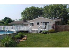 5945 Handy Road Bloomington, IN 47401 - Photo 2 of 16