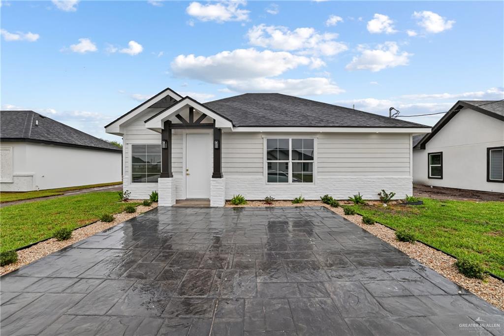 2289 Via Roma Road Weslaco, TX 78596 - Photo 1 of 24 Gallery Image 1