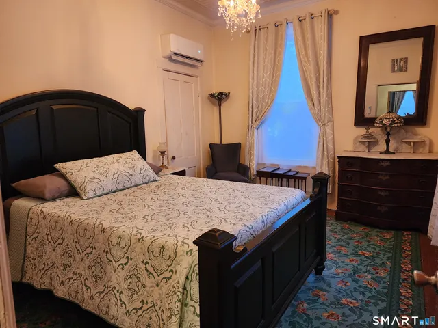 $895,000 | 350 Hartford Pike, Killingly, CT 06241