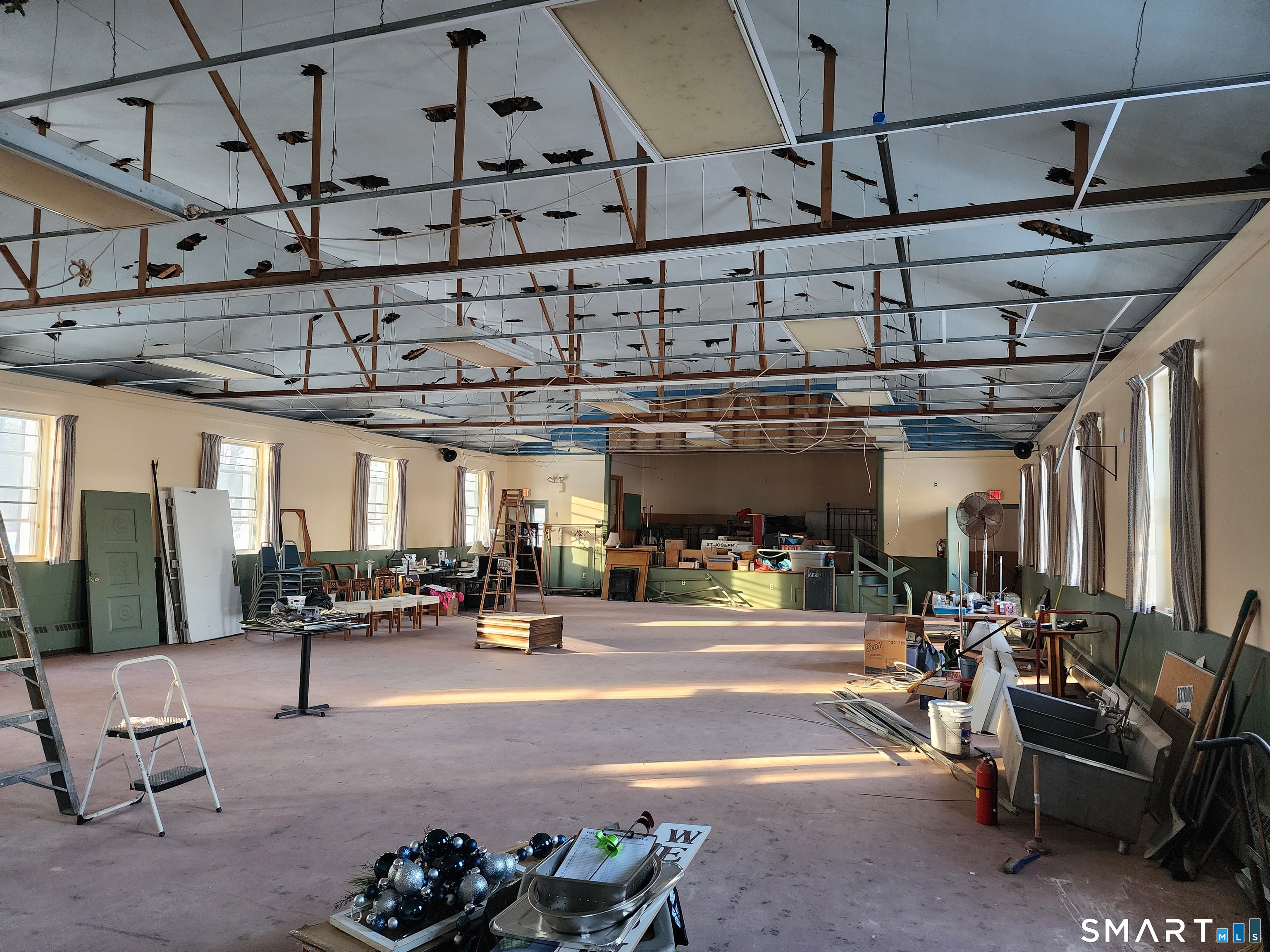 350 Hartford Pike Killingly, CT 06241 - Photo 23 of 32 a view of a room with gym equipment