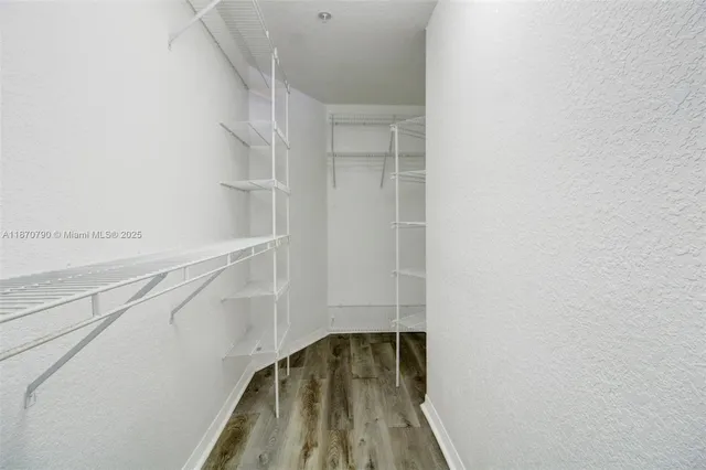 $2,700 | 17425 Northwest 75th Place, Unit 105, Hialeah, FL 33015