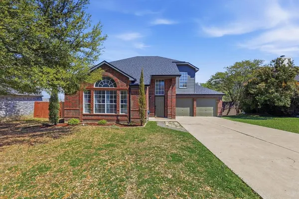 $405,000 | 1520 Warwick Drive, Mansfield, TX 76063