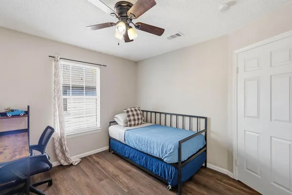 $405,000 | 1520 Warwick Drive, Mansfield, TX 76063