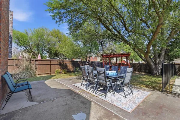 $405,000 | 1520 Warwick Drive, Mansfield, TX 76063