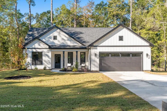 $414,900 | 340 Persimmon Road Southwest, Calabash, NC 28467