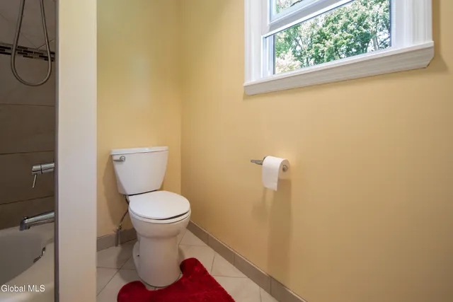 $439,000 | 51 Aspen Circle, Albany, NY 12208