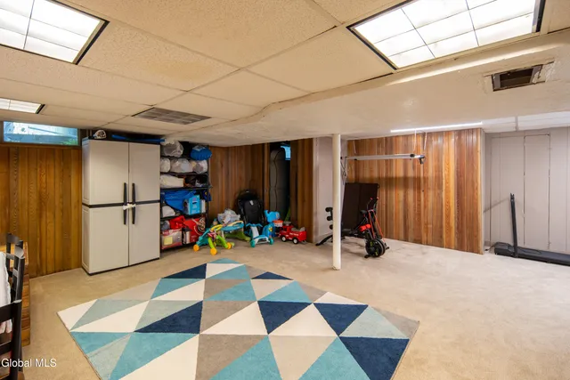 $439,000 | 51 Aspen Circle, Albany, NY 12208