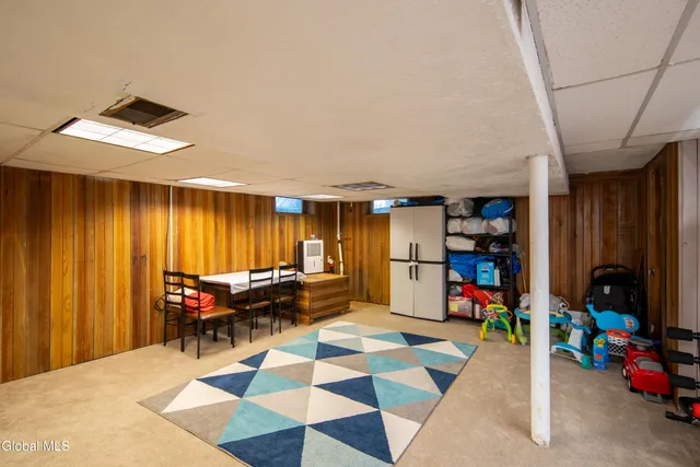 $439,000 | 51 Aspen Circle, Albany, NY 12208