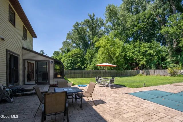 $439,000 | 51 Aspen Circle, Albany, NY 12208