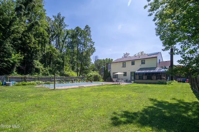 $439,000 | 51 Aspen Circle, Albany, NY 12208