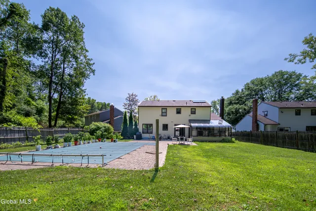 $439,000 | 51 Aspen Circle, Albany, NY 12208