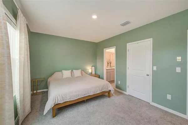 $1,995 | 11130 Crescent Deer Drive, Land O Lakes, FL 34638