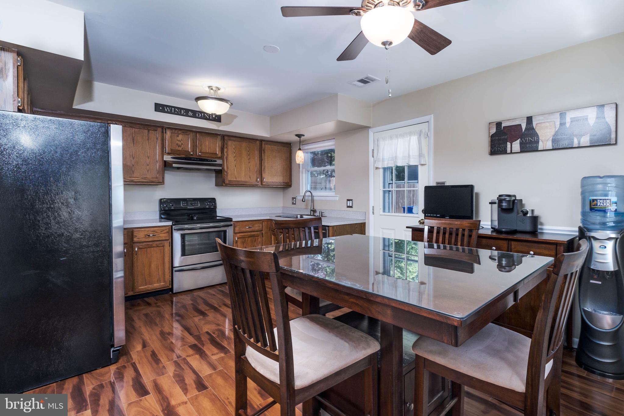 47 Church Road Horsham, PA 19044 - Photo 8 of 26 Kitchen