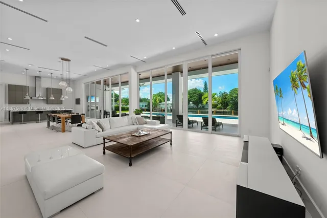 $5,440,000 | 2815 Northeast 26th Place, Fort Lauderdale, FL 33306