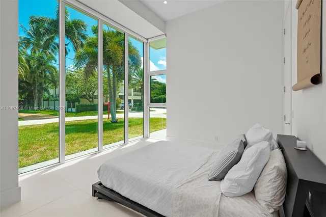 $5,440,000 | 2815 Northeast 26th Place, Fort Lauderdale, FL 33306