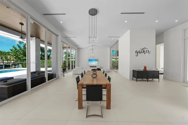 $5,440,000 | 2815 Northeast 26th Place, Fort Lauderdale, FL 33306