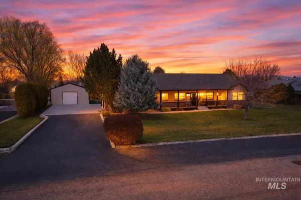 $349,000 | 2082 Northeast 16th Avenue, Payette, ID 83661