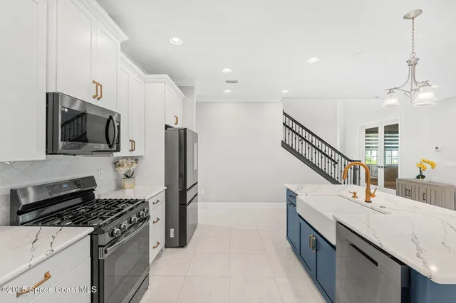 $912,975 | 8403 Catalissa Avenue, Melbourne, FL 32940