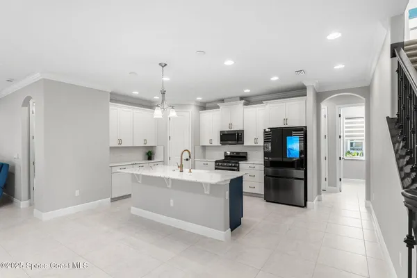 $889,900 | 8403 Catalissa Avenue, Melbourne, FL 32940