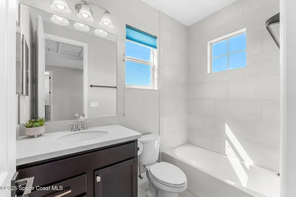 $889,900 | 8403 Catalissa Avenue, Melbourne, FL 32940
