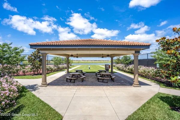 $889,900 | 8403 Catalissa Avenue, Melbourne, FL 32940