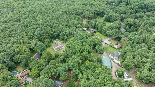 $275,000 | 64 Seabrook Road, Salisbury, MA 01952
