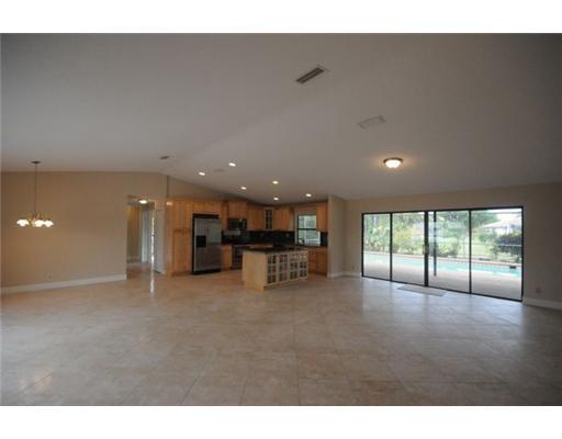 10177 Crosswind Road Boca Raton, FL 33498 - Photo 3 of 25 Additional Photo
