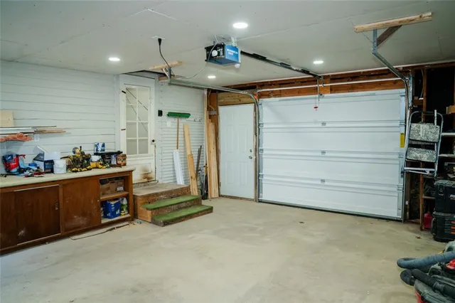 $195,000 | 1121 South Lafayette Avenue, Chanute, KS 66720