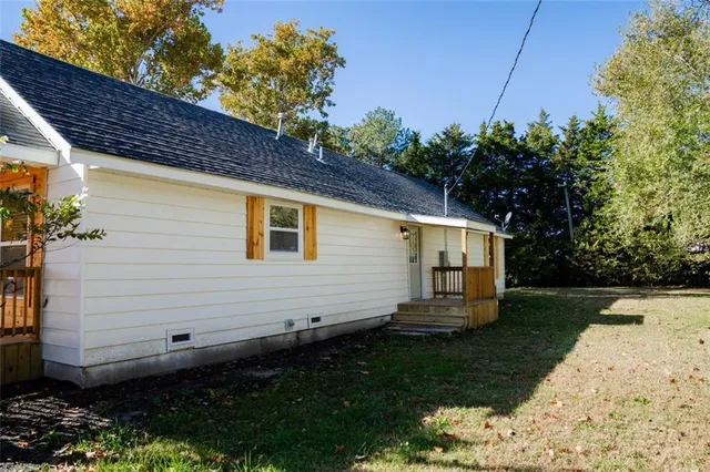 $195,000 | 1121 South Lafayette Avenue, Chanute, KS 66720