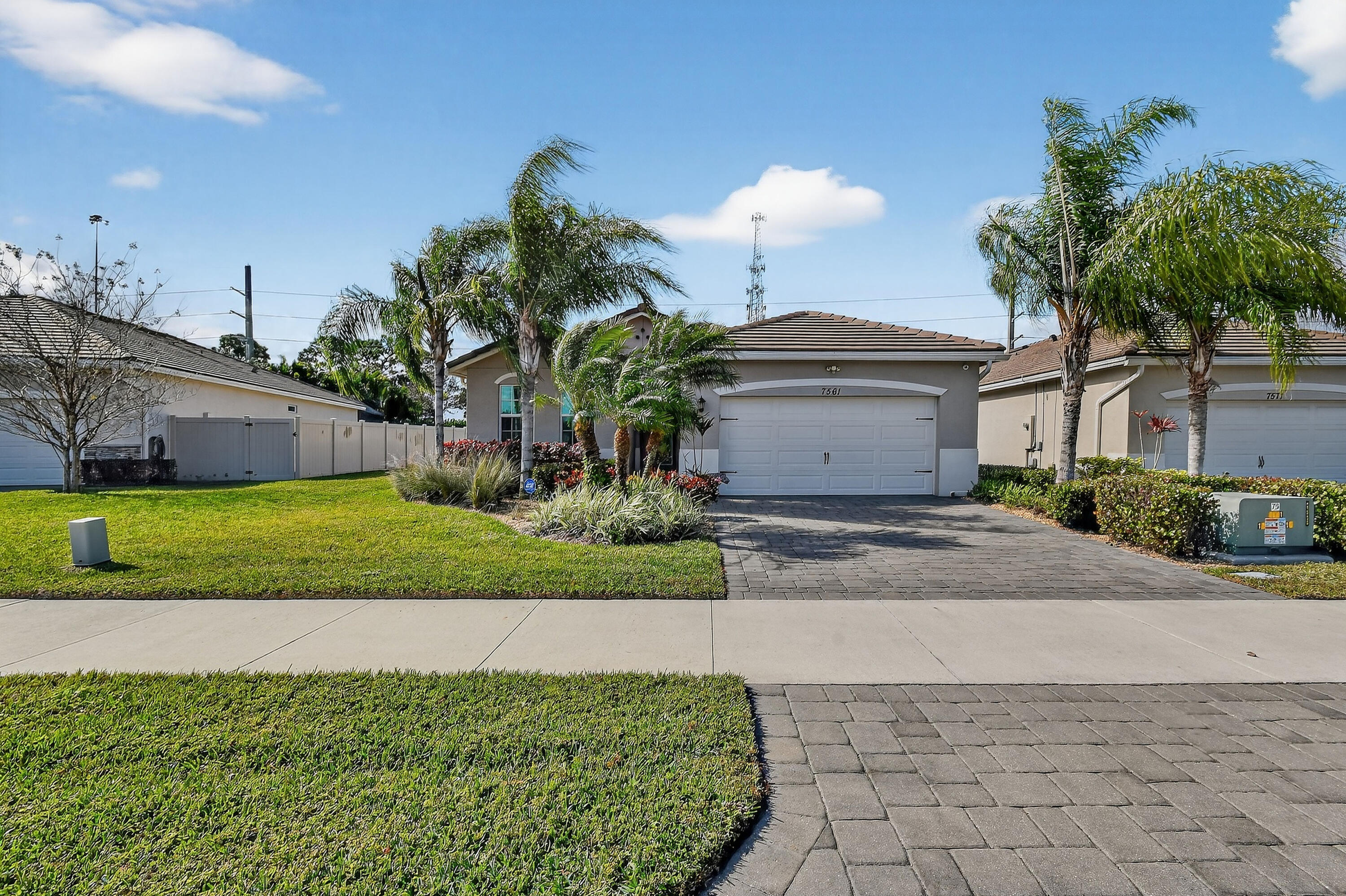 7561 Southwest Harbor Cove Drive Stuart, FL 34997 - Photo 2 of 62 7561SWHarborCoveDr(1)
