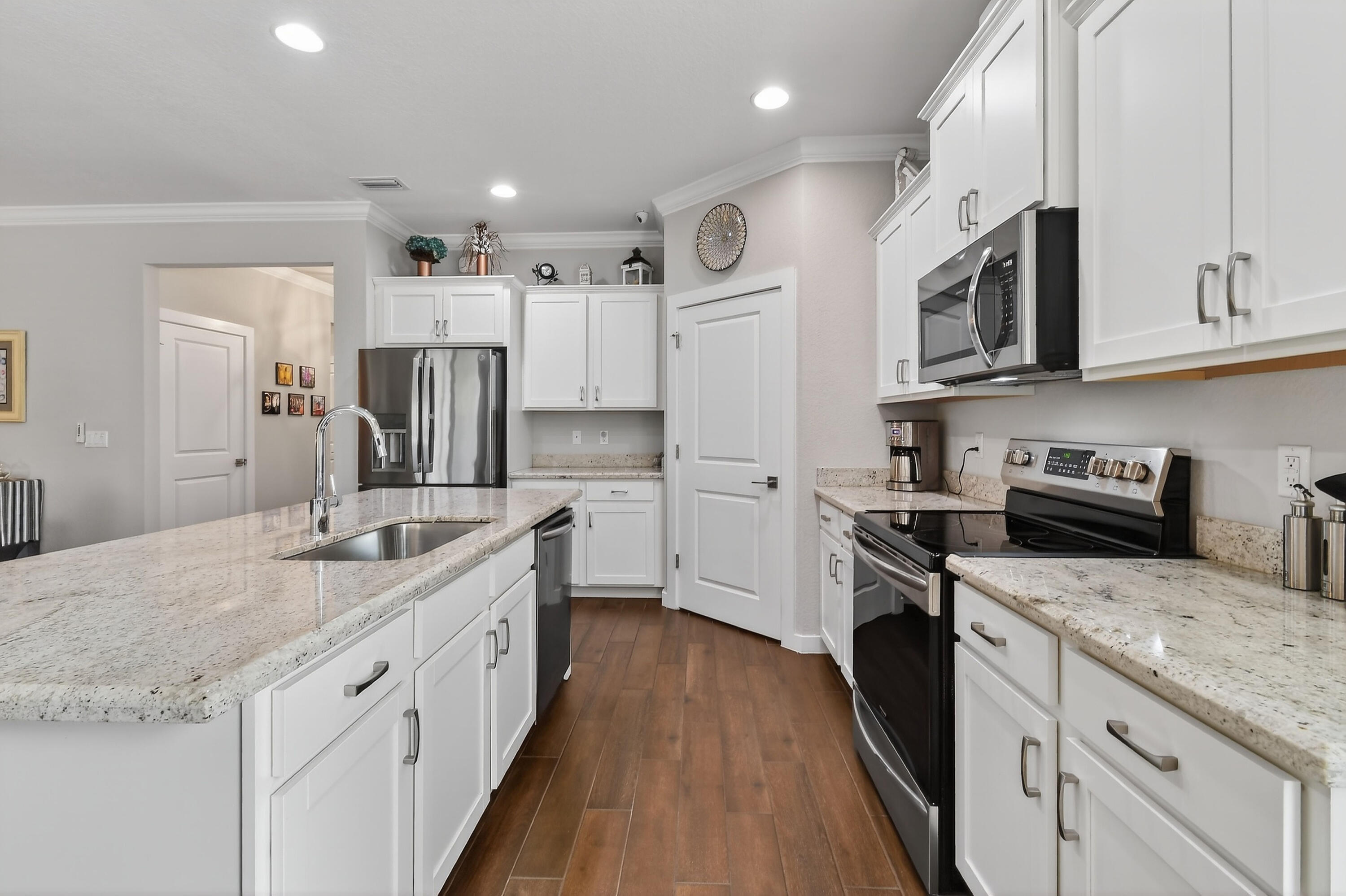 7561 Southwest Harbor Cove Drive Stuart, FL 34997 - Photo 25 of 62 7561SWHarborCoveDr(24)