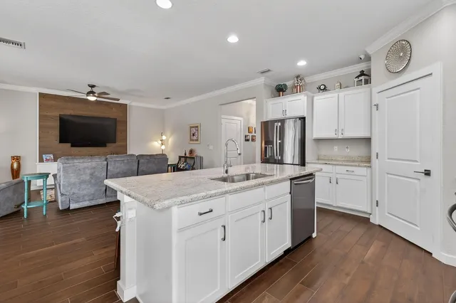 $529,800 | 7561 Southwest Harbor Cove Drive, Stuart, FL 34997