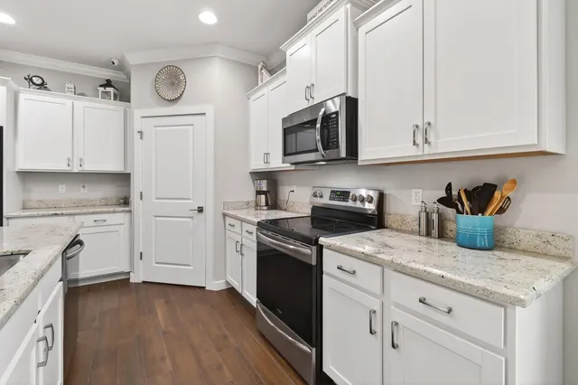 $529,800 | 7561 Southwest Harbor Cove Drive, Stuart, FL 34997