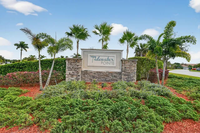 $529,800 | 7561 Southwest Harbor Cove Drive, Stuart, FL 34997