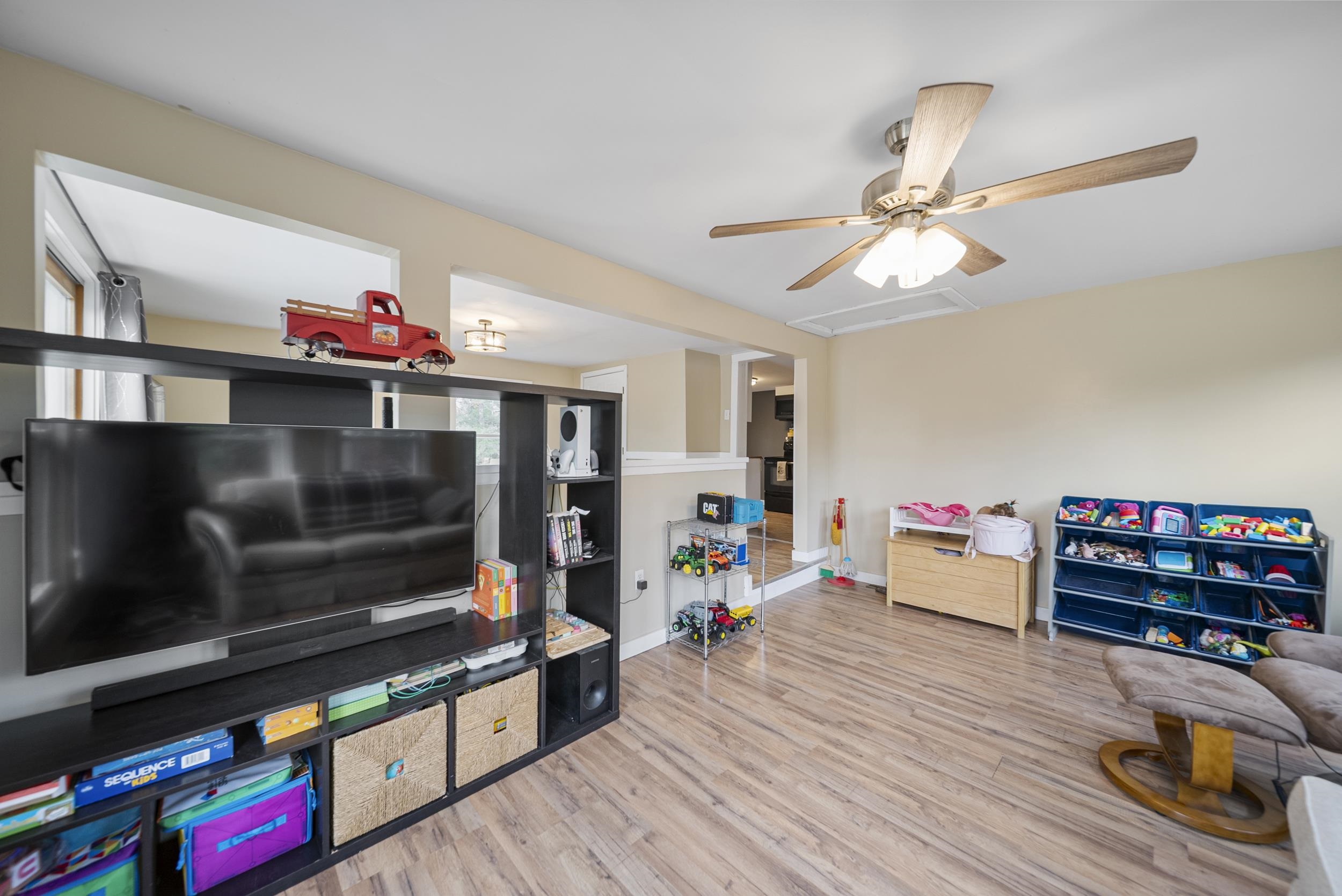 456 Mountain Road Concord, NH 03301 - Photo 12 of 34 Gallery Image 12