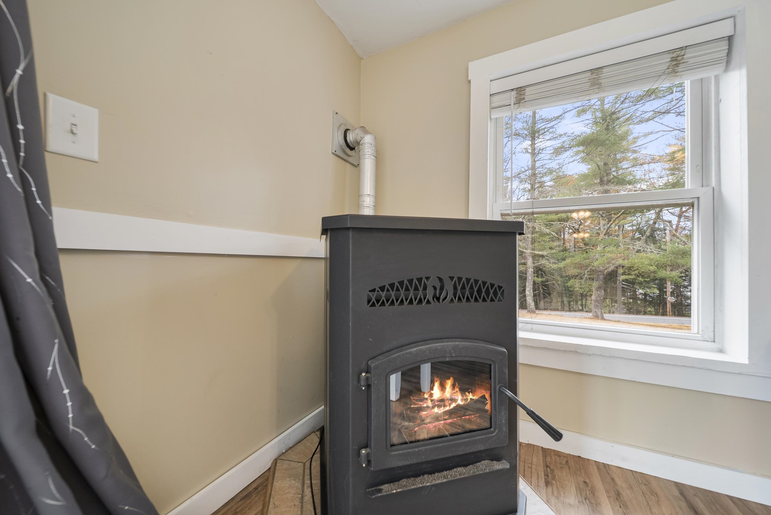 456 Mountain Road Concord, NH 03301 - Photo 17 of 34 Gallery Image 17