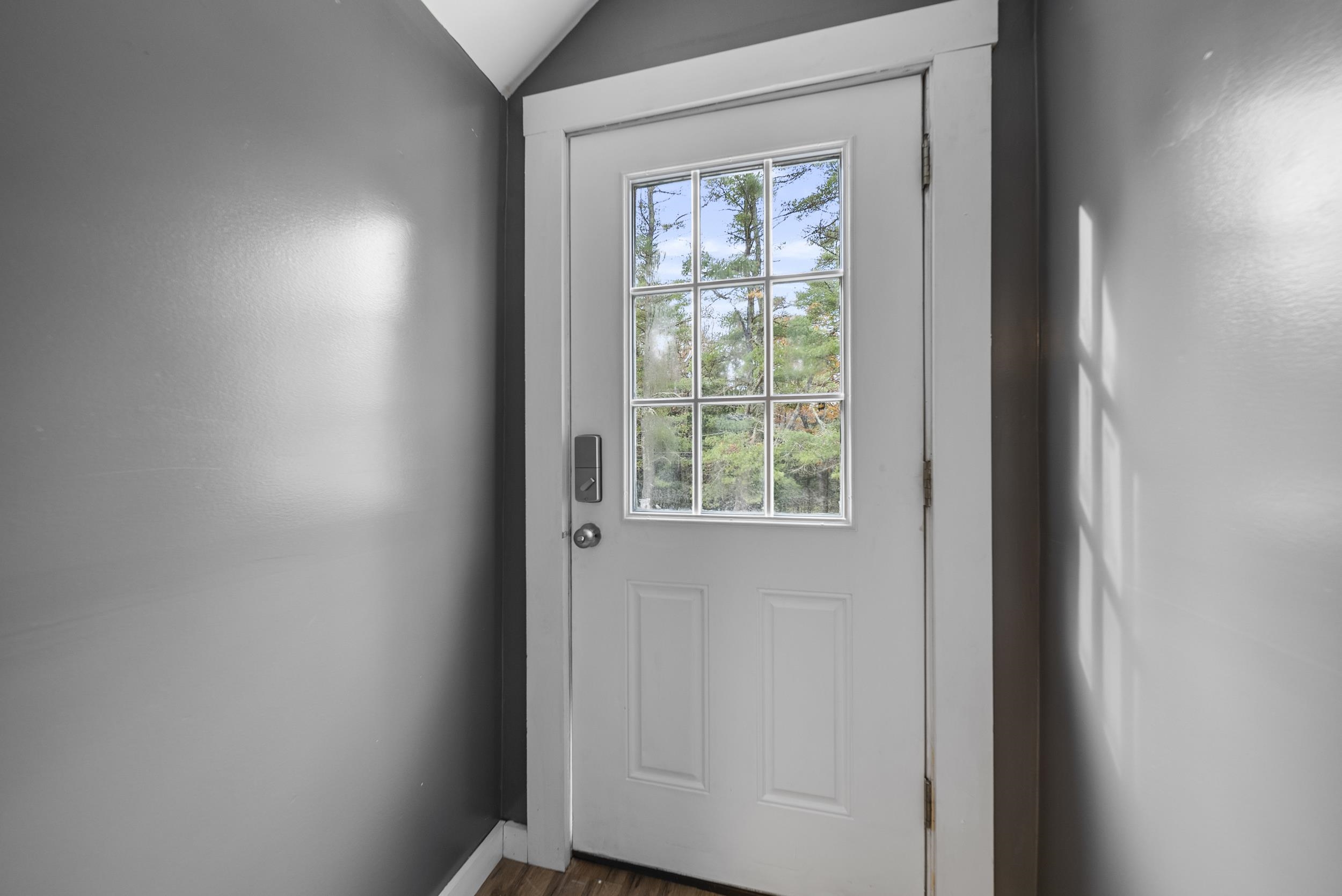 456 Mountain Road Concord, NH 03301 - Photo 4 of 34 Gallery Image 4
