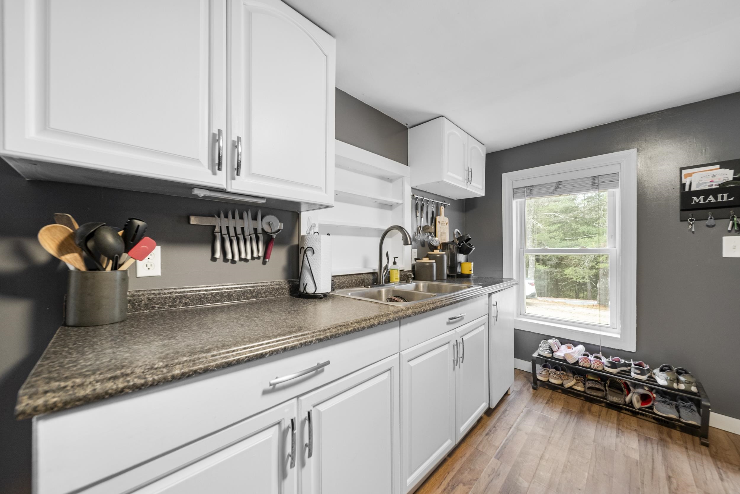 456 Mountain Road Concord, NH 03301 - Photo 6 of 34 Gallery Image 6