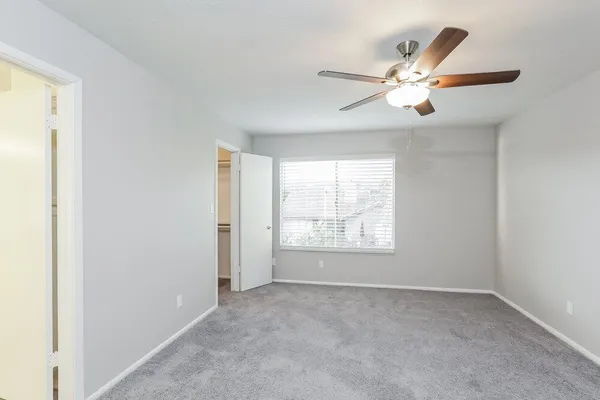$2,390 | 1635 East Apollo Road, Phoenix, AZ 85042