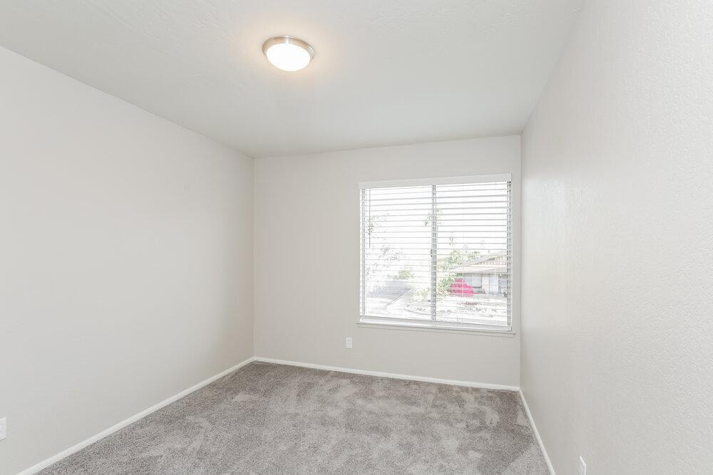 1635 East Apollo Road Phoenix, AZ 85042 - Photo 16 of 18 Photo #16
