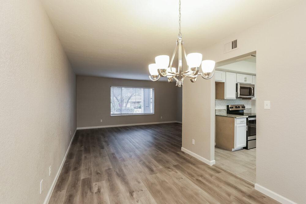 1635 East Apollo Road Phoenix, AZ 85042 - Photo 7 of 18 Photo #7