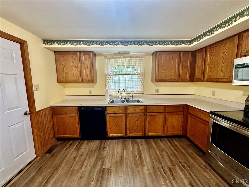 415 North Hillsboro Road Camden, NY 13316 - Photo 7 of 47