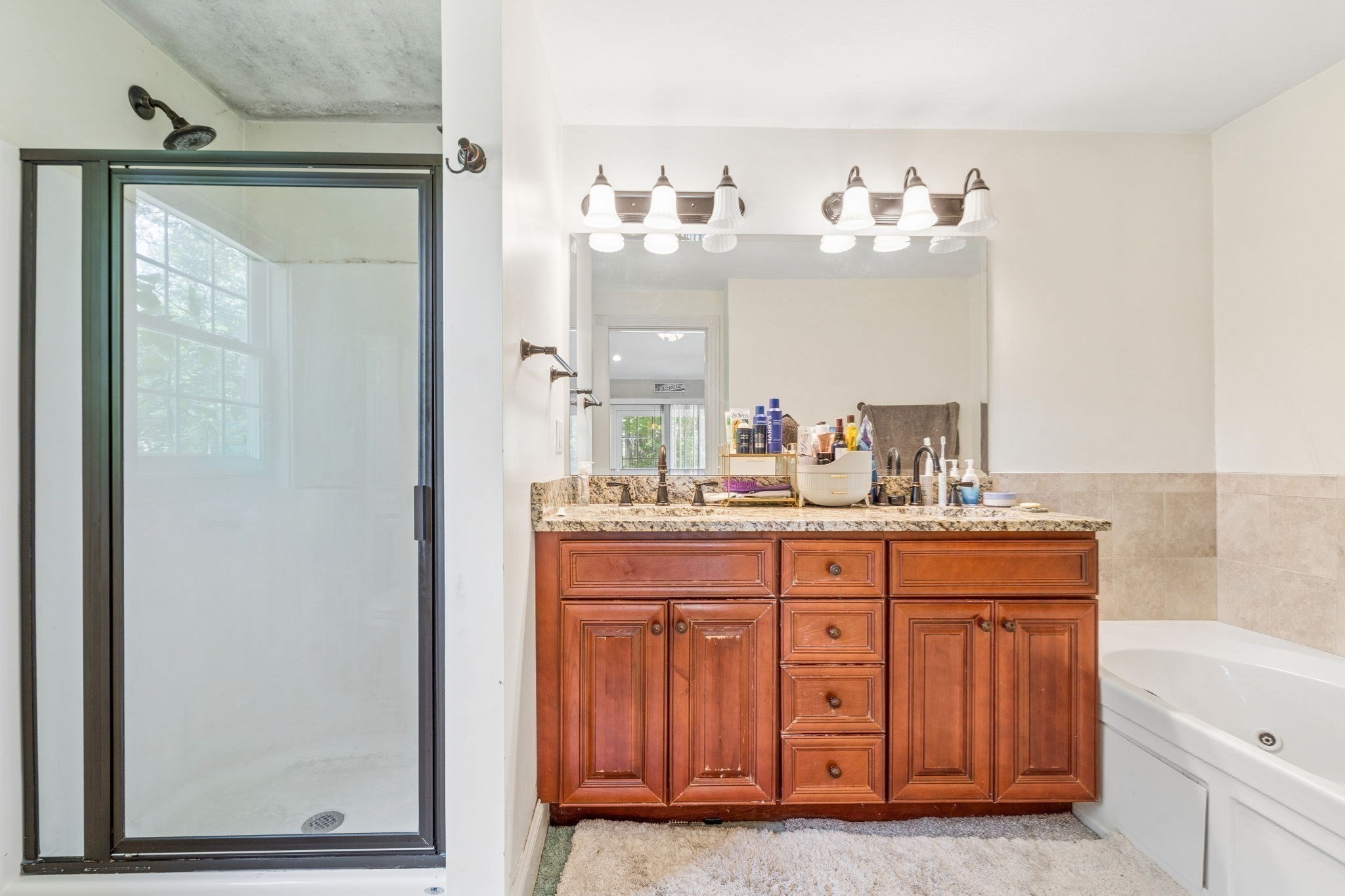 811 Chase Road Lunenburg, MA 01462 - Photo 13 of 23 Gallery Image 13