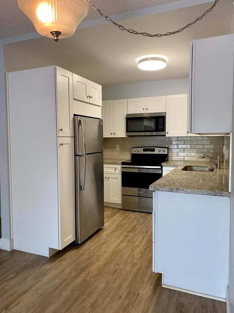 634 Northwest 13th Street, Unit 28 Boca Raton, FL 33486 - Photo 3 of 14 2