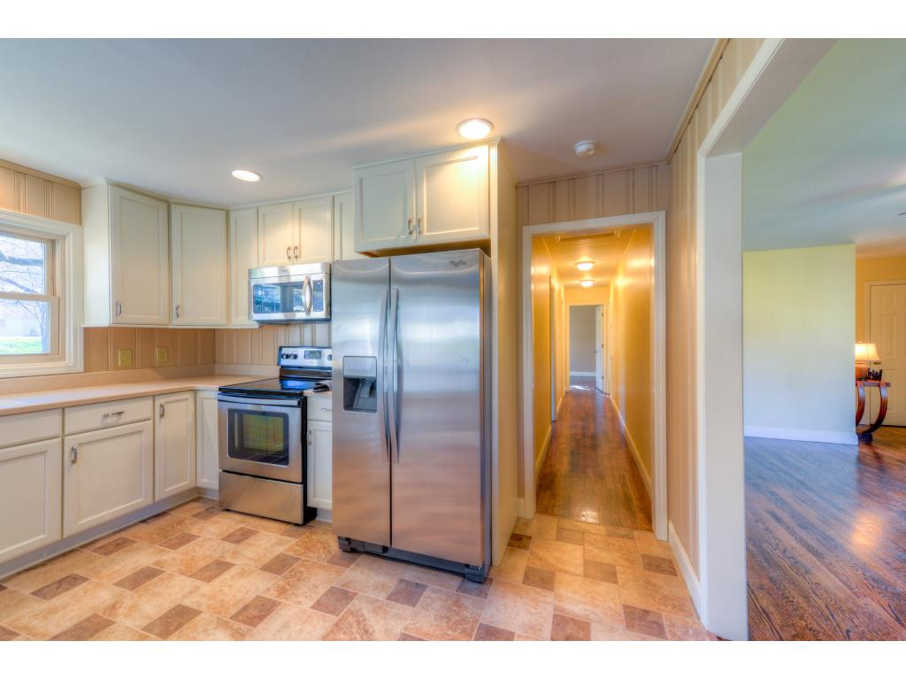 403 Spring Brook Drive Bristol, TN 37620 - Photo 19 of 24 Photo 19